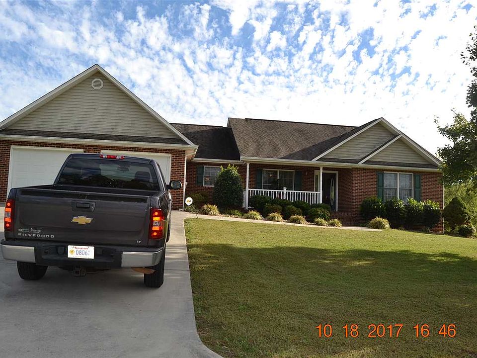 1st image of 141 Eagle Crest Dr