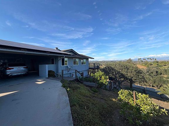 3rd image of 435 Rancho Camino
