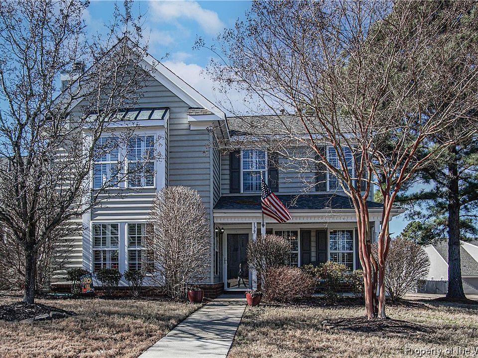 1st image of 179 Waters Edge Dr