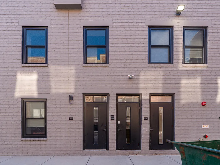 2700 E Auburn St #G203 — Photo 1