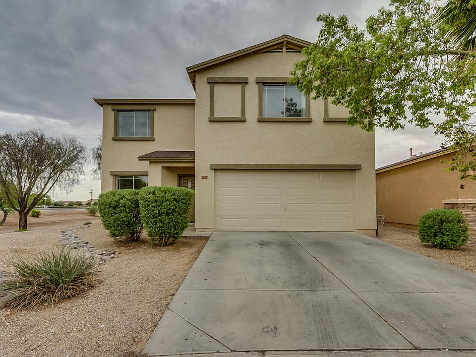 1st image of 2027 E Saddle Dr