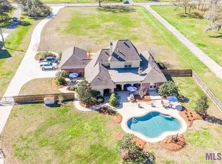 16358 Joe Sevario Rd, Prairieville, LA 70769