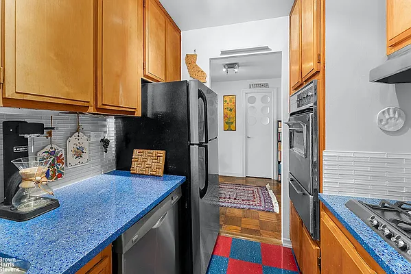 Rented by Brown Harris Stevens | media 7