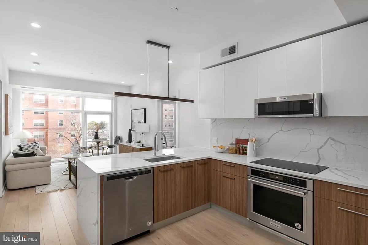 Building Photo - 7700 Georgia Ave NW #202