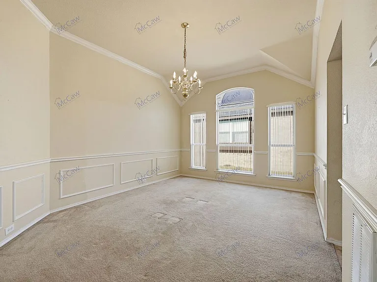 2229 White Rock Ln — Photo 13