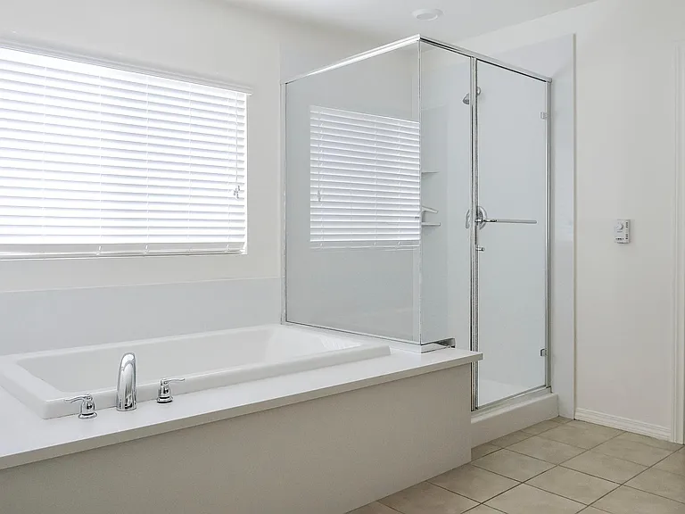 14810 Shelburne Ct — Photo 24