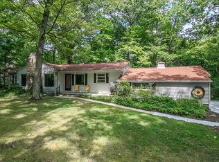 37265 Beech Hills Dr, Willoughby, OH