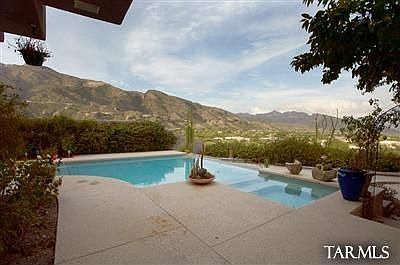 2nd image of 6326 N Ventana View Pl