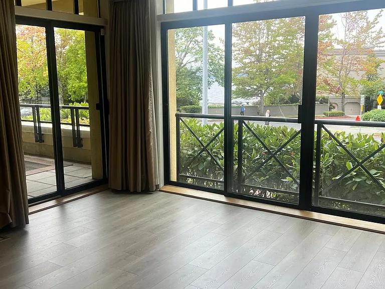 210 Market St #202 — Photo 17