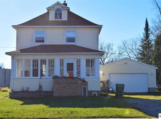 624 E 39th St, Hibbing, MN 55746