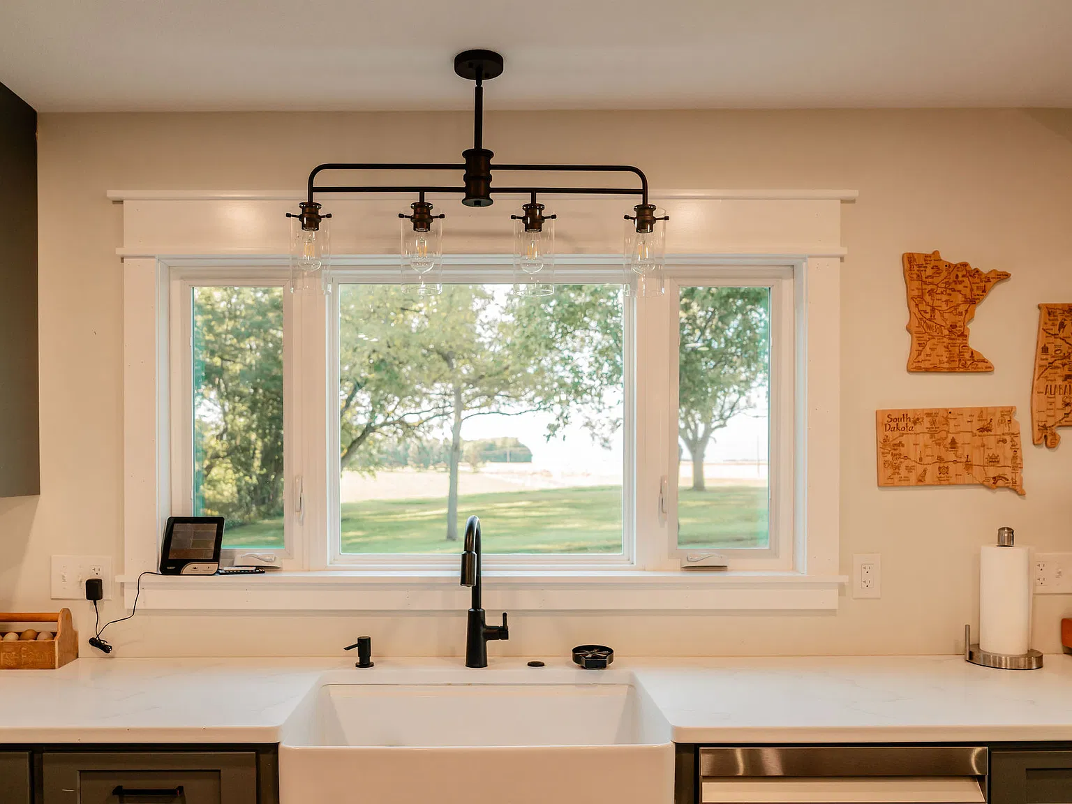 3 bed, 1800 sqft, $2,300 — Photo 3