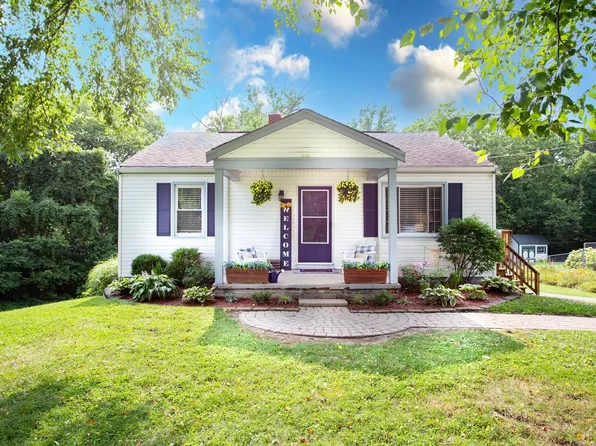 5178 Skyline Dr, Highland Heights, KY 41076