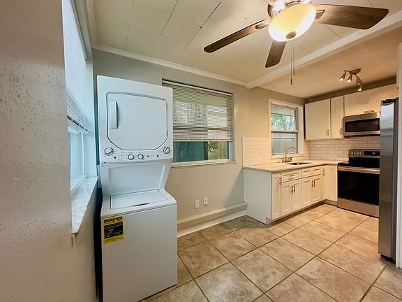 In-Unit Laundry-Dining Area-Kitchen