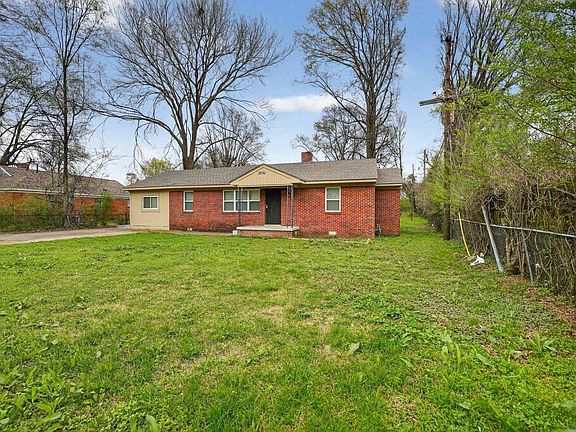 3rd image of 3230 Riney St