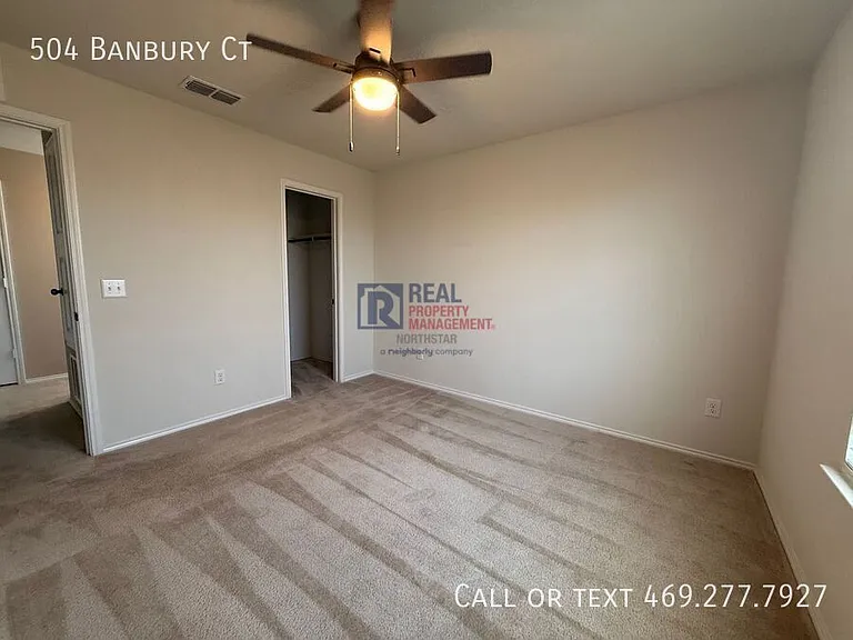 504 Banbury Ct — Photo 21