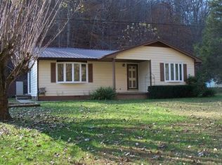 161 Burnt Cabin Br, Stambaugh, KY 41257