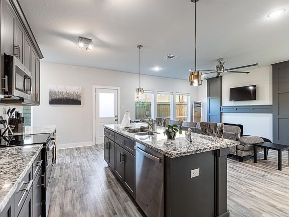 3rd image of 4677 Bellfort St