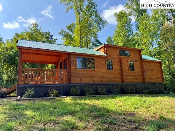 2786 Billings Hill Church Road, Traphill, NC 28685