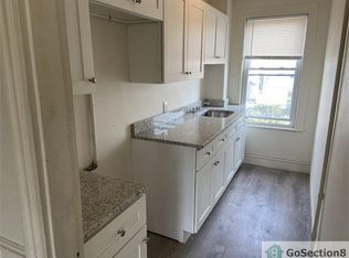 27 Thompson St #2F, Fall River, MA 02720