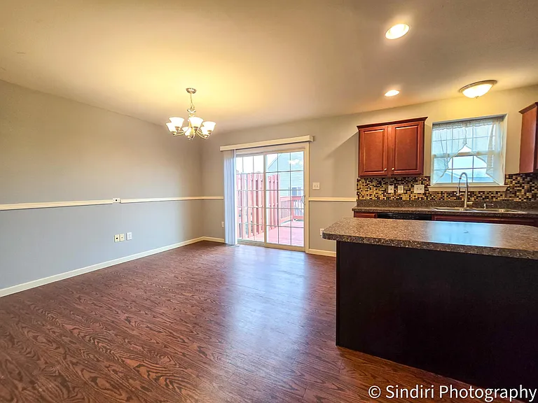 6419 Creekbend Dr — Photo 21