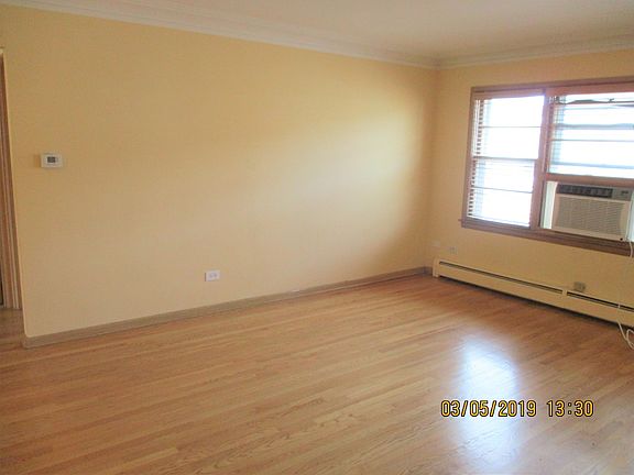 3rd image of 1531 William St APT 2W