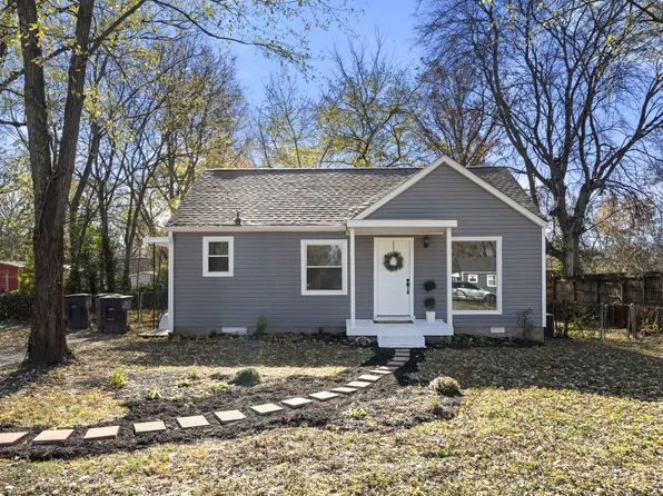 1211 Thompson Pl, Nashville, TN 37217