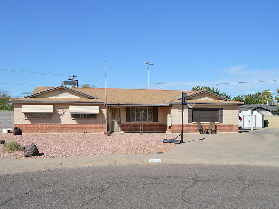 1st image of 2923 W Corrine Dr