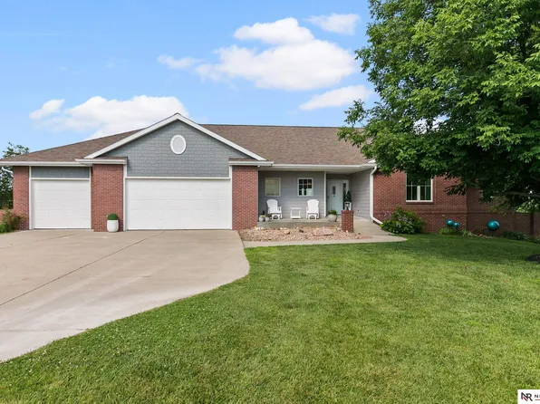 2940 Lightwater Est, Firth, NE 68358
