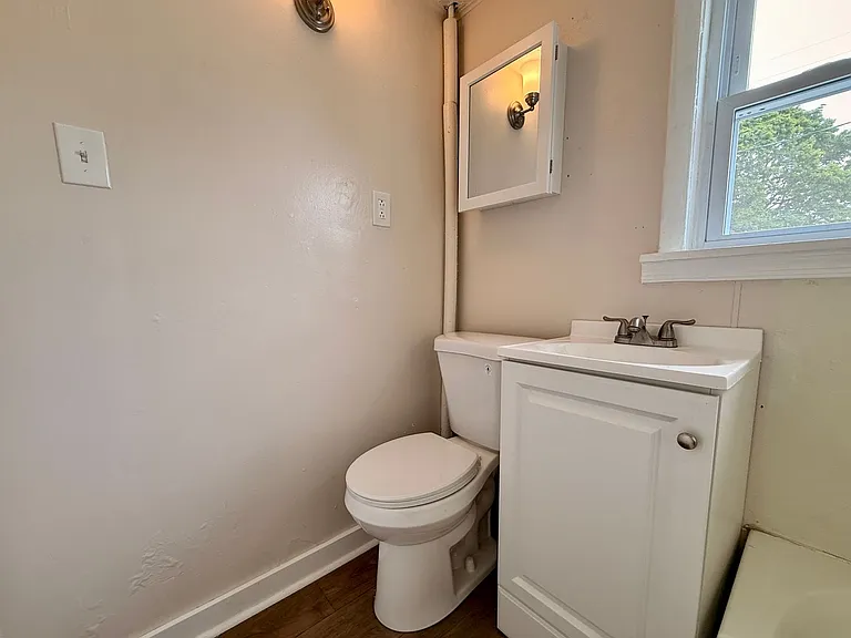 58 S. Pine St — Photo 9