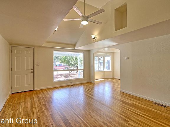 4th image of 232 S California St