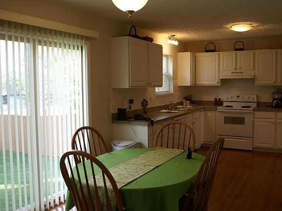 5th image of 7836 Katies Way Ln