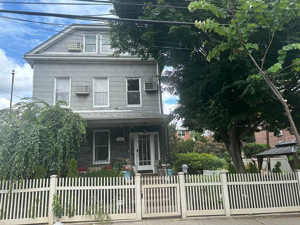 1st image of 20-70 41st St #2