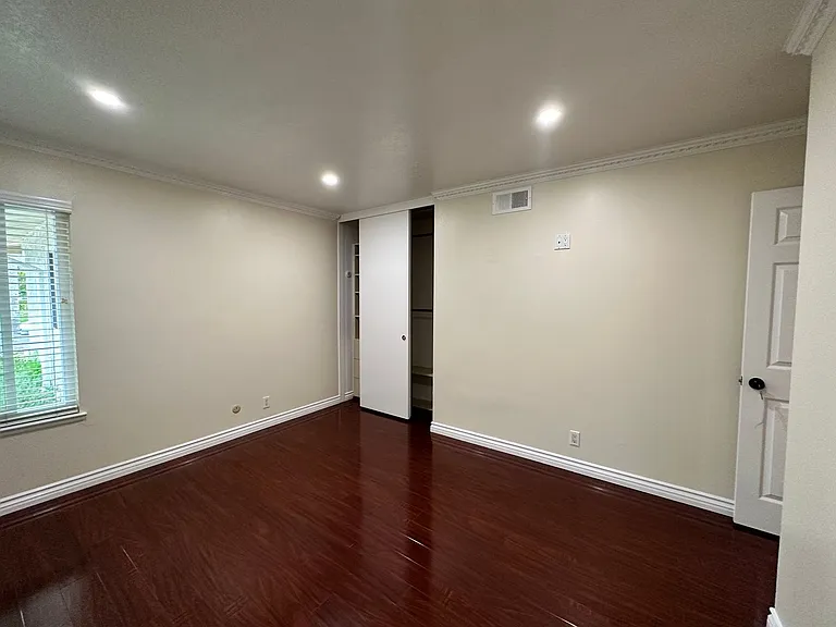 23689 Burton St — Photo 20