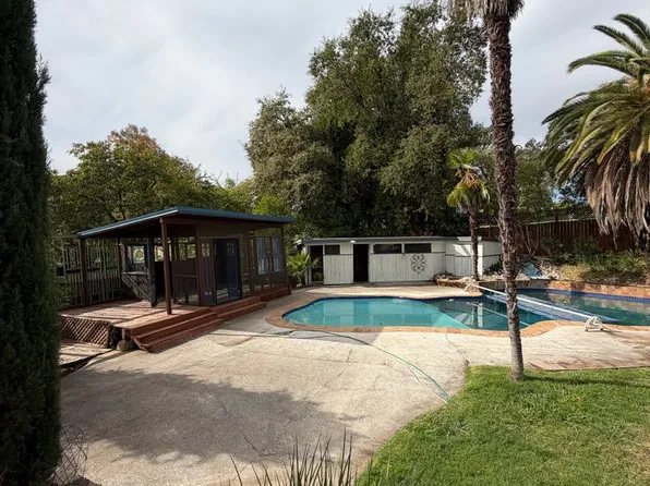 125 Carson Ave, Auburn, CA 95603