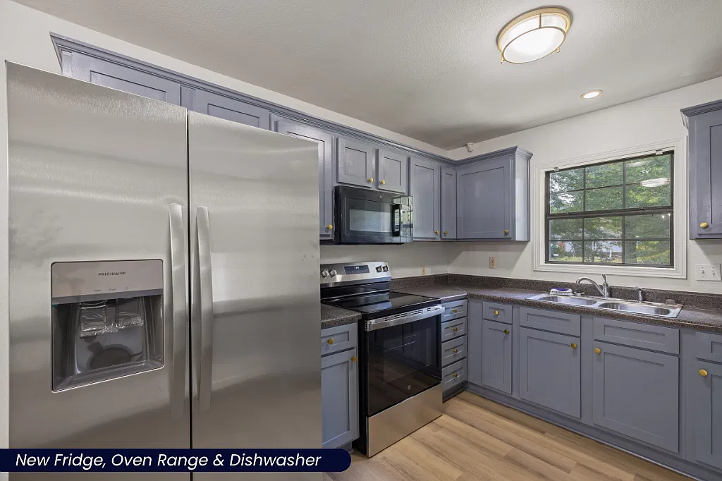 Newly Renovated 3 Bed | 2 Bath Home For Rent in Avenues! — Photo 4