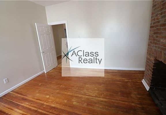 3rd image of 526 50th Ave #2F