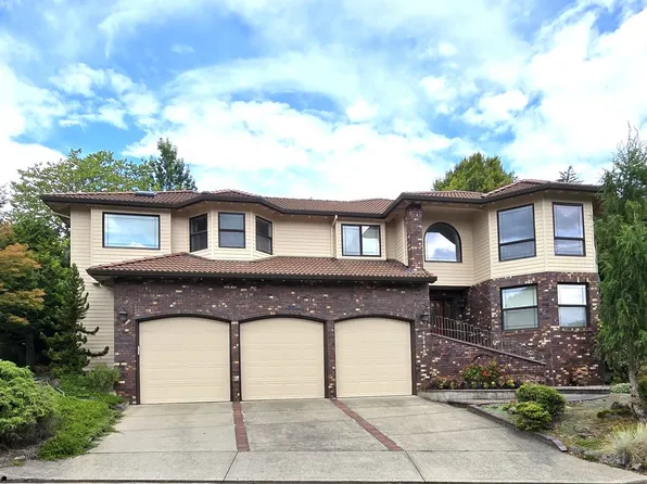 12345 SE Wagner St, Happy Valley, OR 97086
