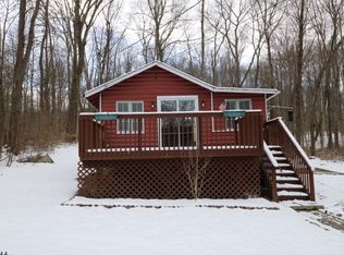7 Flatbush Rd, Sussex, NJ 07461