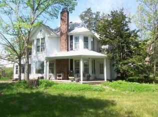 10501 Pioneer Trl, Eden Prairie, MN 55347