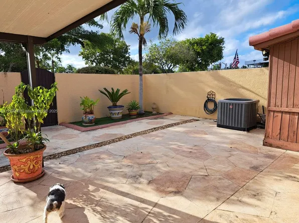 8450 SW 148th Pl, Miami, FL 33193