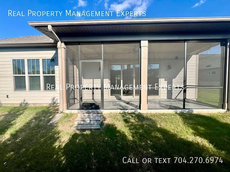 8878 Cotton Grove Ct — Photo 16