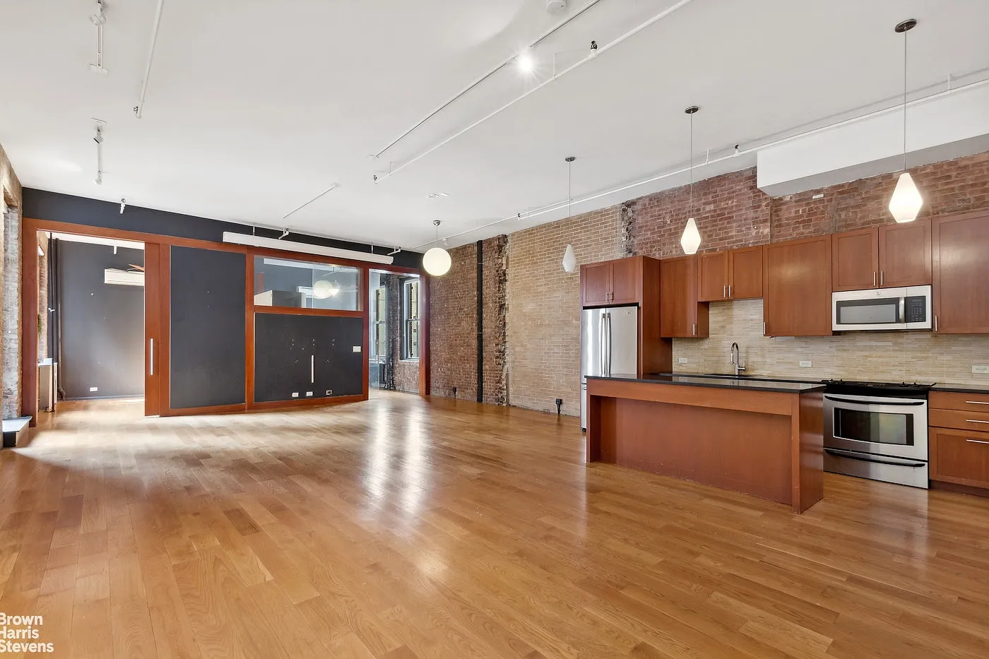 12 East 14th Street — Photo 4