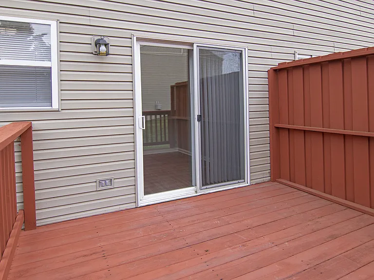 100 Georgetown Rd — Photo 33