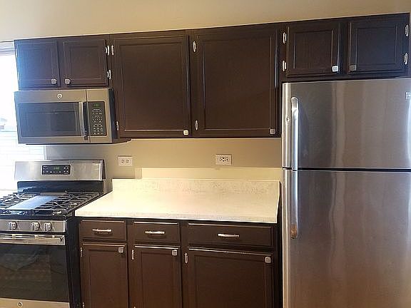 3rd image of 3114 N Monticello Ave