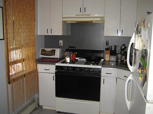 Rented by MCR Realty | media 17