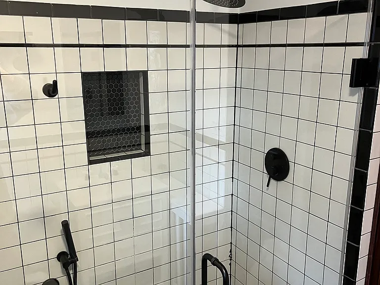 Large renovated bathroom