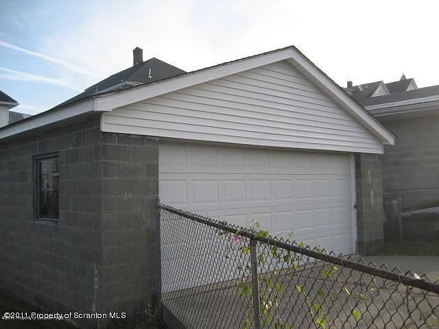 2nd image of 1335 Cornell St #L-9