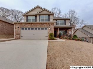 6827 Breyerton Way, Owens Cross Roads, AL 35763