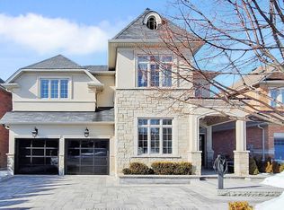 1135 Cenotaph Blvd, Newmarket, ON L3X 0A7