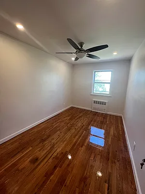 Rented by Bouklis Group | media 15